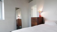 Kamar tidurnya terlihat nyaman Foto: newatlas.com