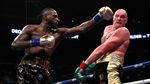 Duel Sengit Tyson Fury dan Deontay Wilder Tanpa Pemenang