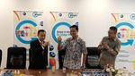 Thomas Lembong Sambangi Pabrik YoyiC di Cikarang