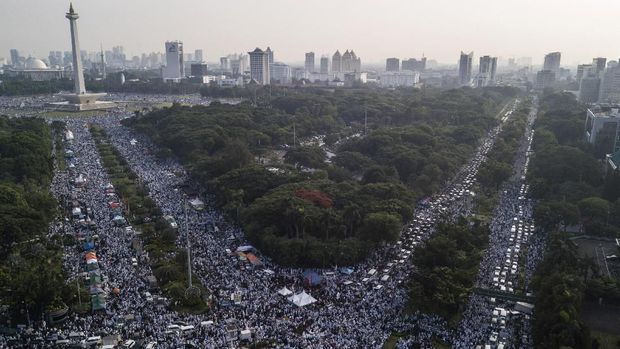 Aksi reuni 212 menjadi salah satu isu yang kompak dibicarakan para pendukung Prabowo-Sandi.