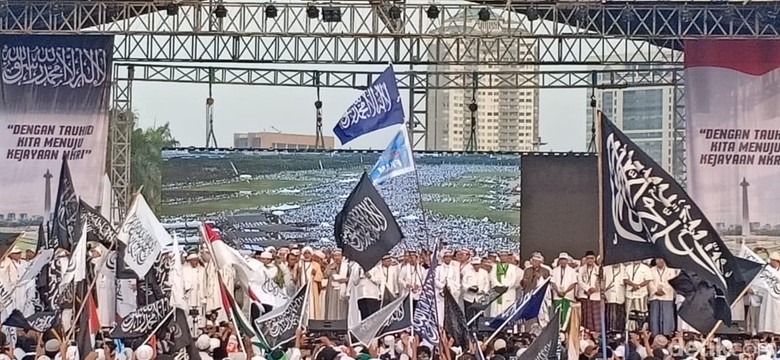 Ketum FPI Singgung Partai Setan dan Pembela Allah di Reuni 212 Ketum FPI Singgung Partai Setan dan Pembela Allah di Reuni 212