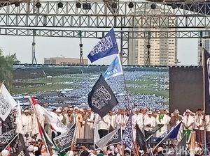 Ketum FPI Singgung Partai Setan dan Pembela Allah di Reuni 212