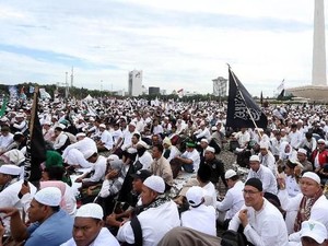 Reuni 212 Diperbolehkan, Asal Taat Aturan
