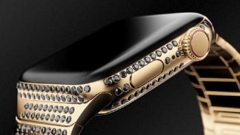 Sedangkan Apple Watch Black Caviar memiliki harga USD 41.580 atau Rp 594 juta. (Foto: Caviar)