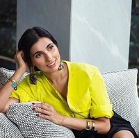 Tetap terlihat awet muda di usia 45 tahun, Prerna pun mengakui rejim kecantikan yang dilakoninya cukup sederhana. (Foto: Instagram/@prernastylelife)