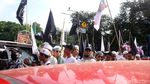 Tak Bisa Masuk Monas, Massa Tetap Antusias Mengikuti Reuni 212