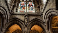 Sejumlah objek wisata keagamaan seperti gereja memang melarang traveler untuk mengambil foto di bagian dalam. Rosslyn Chapel di Skotlandia adala salah satunya (Visit Scotland)