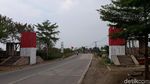 Foto: Gerbang Wisata Anyer vs Cilegon, Beda Banget!