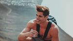 Foto: Travelingnya Model Tampan Perancis, Giovanni Bonamy