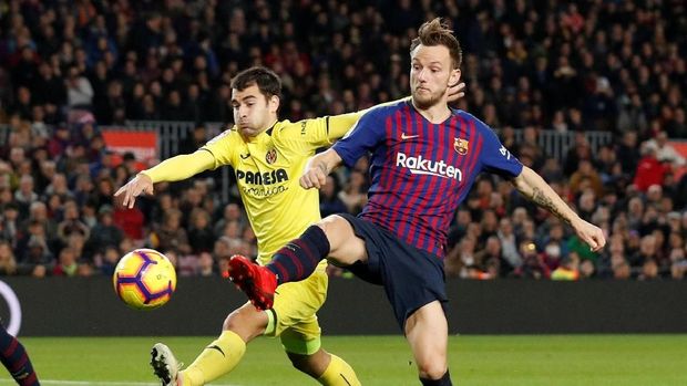 Barcelona sempat kesulitan menembus pertahanan Villarreal.