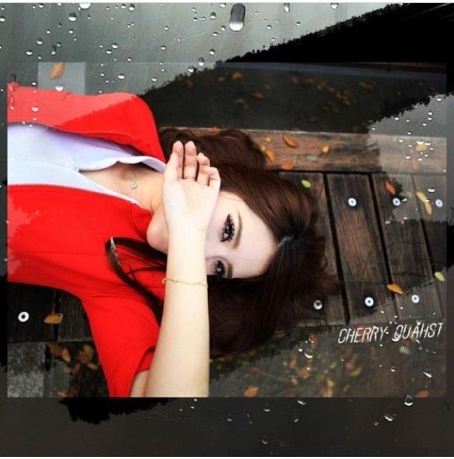 Cherry adalah seorang pramugari AirAsia dari tahun 2010 hingga 2012. Ia pun dijuluki sebagai salah satu pramugari paling memukau. Foto: dok. Instagram @cherry_quahst