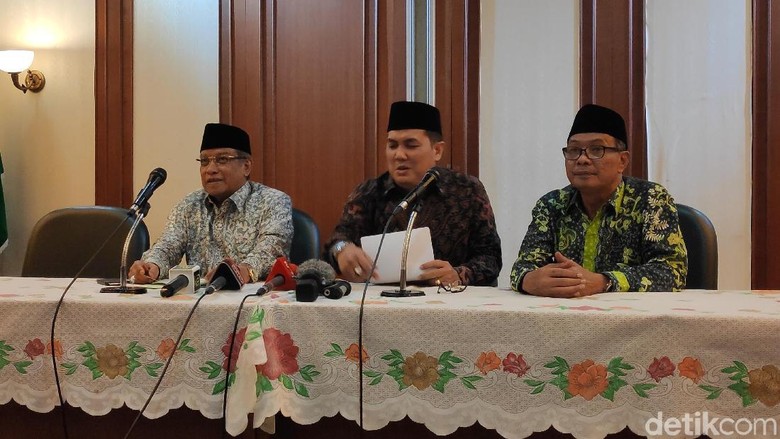 PBNU Desak Pemerintah RI Minta Dubes Saudi Dipulangkan PBNU Desak Pemerintah RI Minta Dubes Saudi Dipulangkan