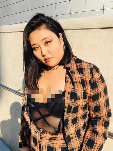 Kenalan dengan Model Korea Bertubuh Gemuk yang Patahkan Standar Kecantikan