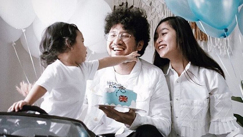 Menguras Air Mata, Curhat Istri Kunto Aji Saat Awal Menyusui/ Foto: Instagram Menguras Air Mata, Curhat Istri Kunto Aji Saat Awal Menyusui/ Foto: Instagram