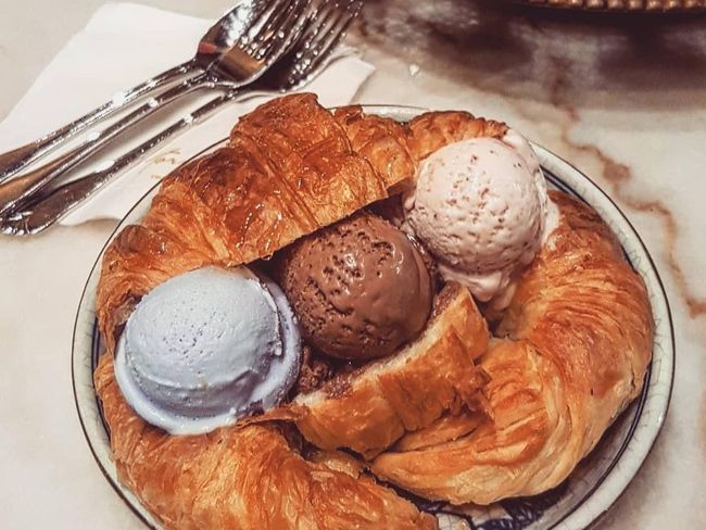 Ice Cream croissant