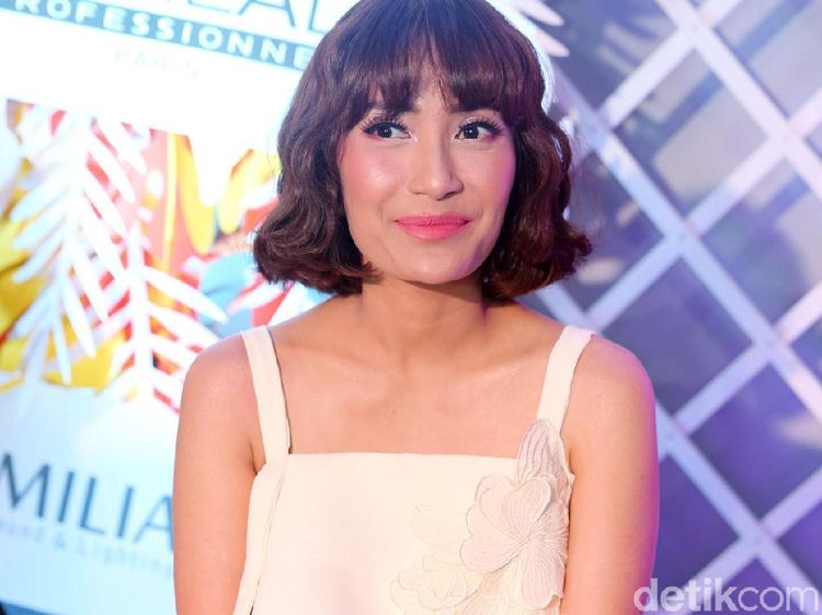 Artika Sari Devi Mau Punya Anak Lagi, Baim Siap?