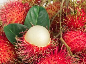 Tidak Hanya Renyah Manis, Rambutan Juga Punya 5 Khasiat Sehat Ini
