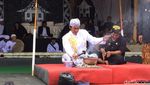 Foto: Sakralnya Tradisi Nyangku di Ciamis