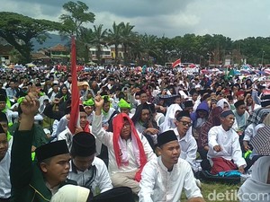 Maruf Amin Batal Hadir, Ribuan Santri NU Ikuti Istigasah di Garut
