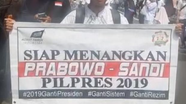 Foto peserta reuni 212 yang dibagikan Kapitra kepada detikcom