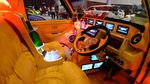 Hijet 1000 Rasa Kekinian, Ada Sunroof, Mini Bar, dan Bisa Main PS