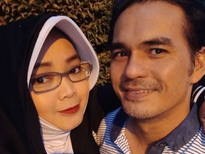 Teddy Syah dan Rina Gunawan