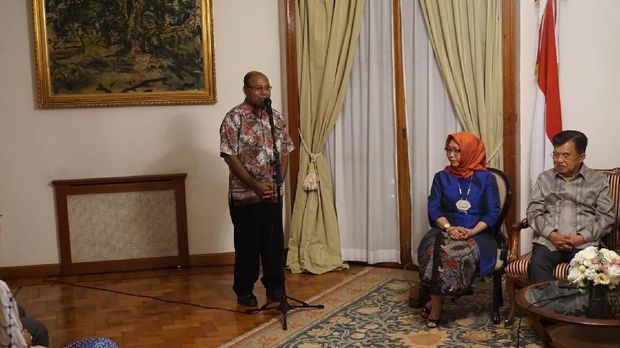 WNI yang tinggal di Argentina, Stefanus.