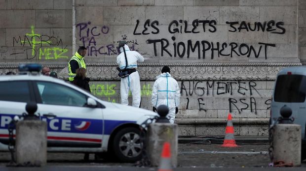 Arc de Triomphe, Saksi Bisu Gembira dan Air Mata Prancis