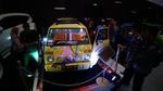 Hijet 1000 Rasa Kekinian, Ada Sunroof, Mini Bar, dan Bisa Main PS
