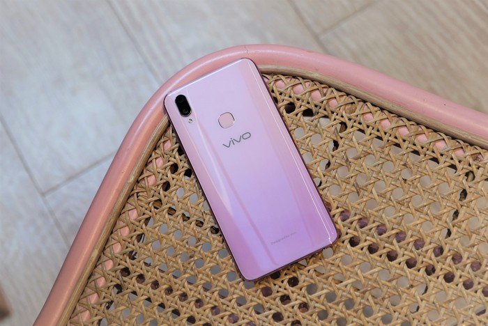 Ini Vivo V11 Fairy Pink yang hadir untuk menyambut Natal & Tahun Baru (Foto: vivo) Ini Vivo V11 Fairy Pink yang hadir untuk menyambut Natal & Tahun Baru (Foto: vivo)
