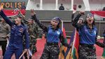 Aksi Polwan Tangguh di HUT Polairud Ke-68