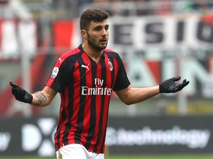 Tinggalkan Milan, Cutrone Resmi Perkuat Wolverhampton