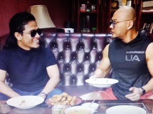 Bareng Gus Miftah, Deddy Corbuzier Bahas Makan di Rumah Nonmuslim