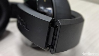 Focal mengklaim headphone ini memiliki kemampuan isolasi suara yang melestarikan akustik, bahkan jika pengguna memakainya di suatu tempat yang bising. Foto: Adi Fida Rahman/detikINET