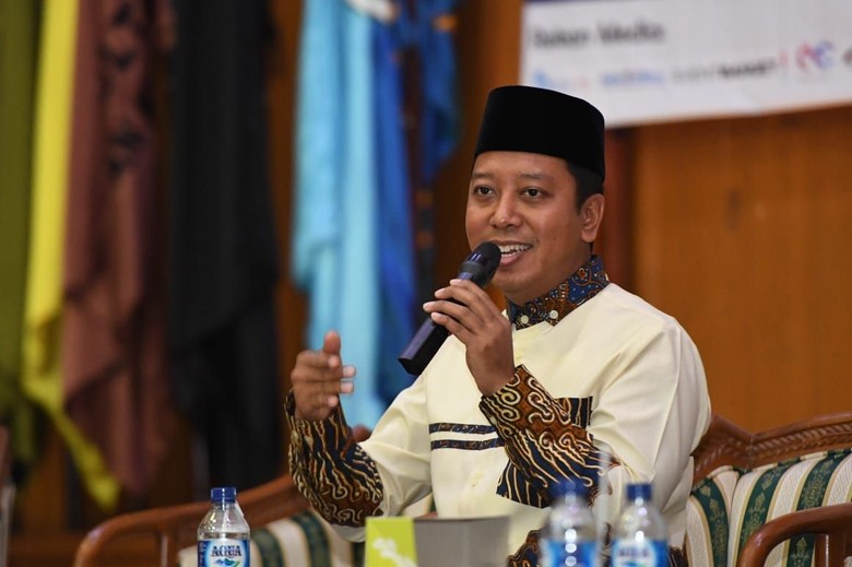 Soal Partai Penista Agama, Rommy: Yang Dimaksud HRS Bukan PPP Soal Partai Penista Agama, Rommy: Yang Dimaksud HRS Bukan PPP