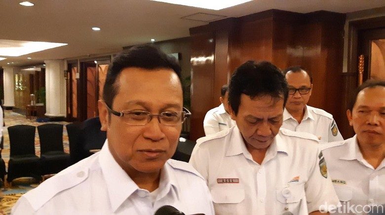 305 Titik Rawan Bencana, 1.427 Petugas KA Siaga Natal dan Tahun Baru 305 Titik Rawan Bencana, 1.427 Petugas KA Siaga Natal dan Tahun Baru