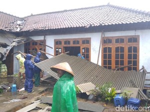 Angin Kencang Terjang Lereng Merapi Boyolali, Puluhan Rumah Rusak