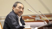 Uji kepatutan dan kelayakan digelar di gedung Nusantara II DPR, Senayan, Jakarta, Selasa (4/12/2018).