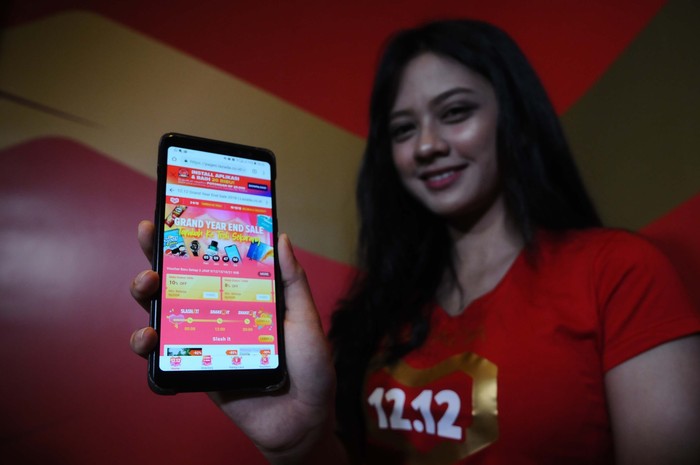 Lazada Indonesia secara resmi meluncurkan salah satu festival belanja online terbesarnya, Lazada 12.12 Grand Year End Sale, di Pullman Hotel, Jakarta.