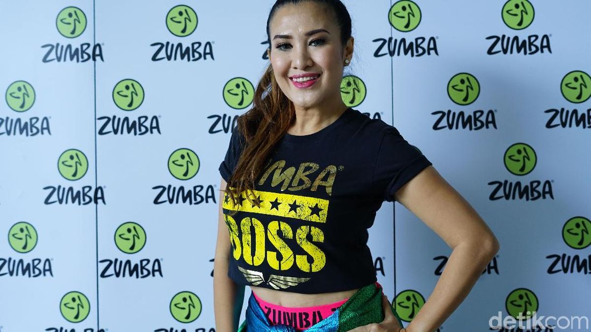 Uy qurilishi havaskor rus porno videolarini tomosha qiling