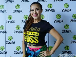 Suka Duka Liza Natalia Buka Kelas Online Zumba di Tengah Pandemi Corona