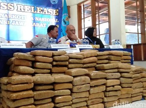 Ganja 181 Kg untuk Tahun Baru di Bandung Disita BNN Jabar