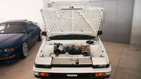 Melihat data spesifikasi di mobil milik Jacky ini untuk bodinya sudah pakai bodykit jenki Initial D, muffler Initial D, header custom, cat body kansai, glossy sikens, dan tail lamp jenki. Foto: Rifikianto Nugroho
