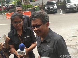 Rocky Tak Tahu soal Foto Lebam Ratna: Saya Sedang di Gunung Elbrus