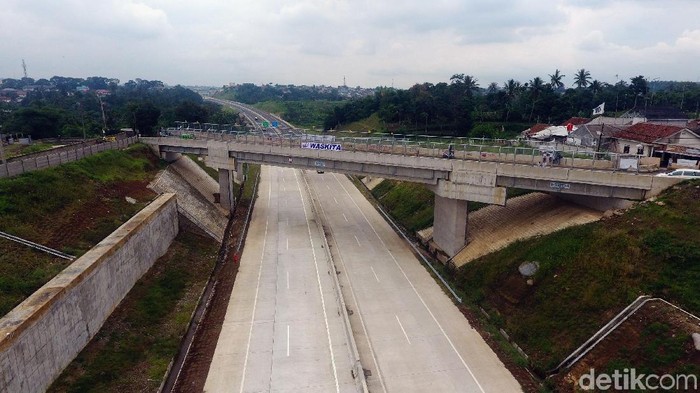 Jalan tol Bogor-Ciawi-Sukabumi (Bocimi) seksi I telah diresmikan pada Sabtu (1/12/2018) lalu. Tol sepanjang 15,35 kilometer itu digratiskan selama seminggu.