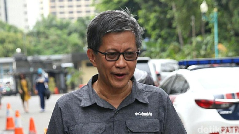 Rocky Gerung Kritik KPU-Bawaslu: Pemilu Urusan Etis, Bukan Teknis! Rocky Gerung Kritik KPU-Bawaslu: Pemilu Urusan Etis, Bukan Teknis!