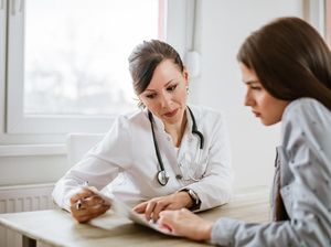 80 Persen Pasien Bohongi Dokter, Ternyata Dokter Juga Bohong ke Pasien
