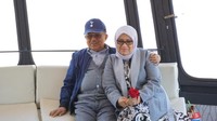 Usia pernikahan JK dan Mufidah sudah 51 tahun. Keduanya masih terlihat mesra layaknya pasangan yang jauh lebih muda. (Foto: Bagus Prihantoro/detikcom)