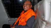 Sejumlah pihak swasta pun turut ditetapkan sebagai tersangka dalam kasus tersebut. Diantaranya, Ali Murtopo yang diduga menerima suap dan Eryk Armando Talla yang diduga menerima gratifikasi terkait sejumlah proyek di sejumlah dinas di Kabupaten Malang.