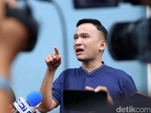 Ruben Onsu Menangis di Ultah Geprek Bensu ke-3 karena COVID-19